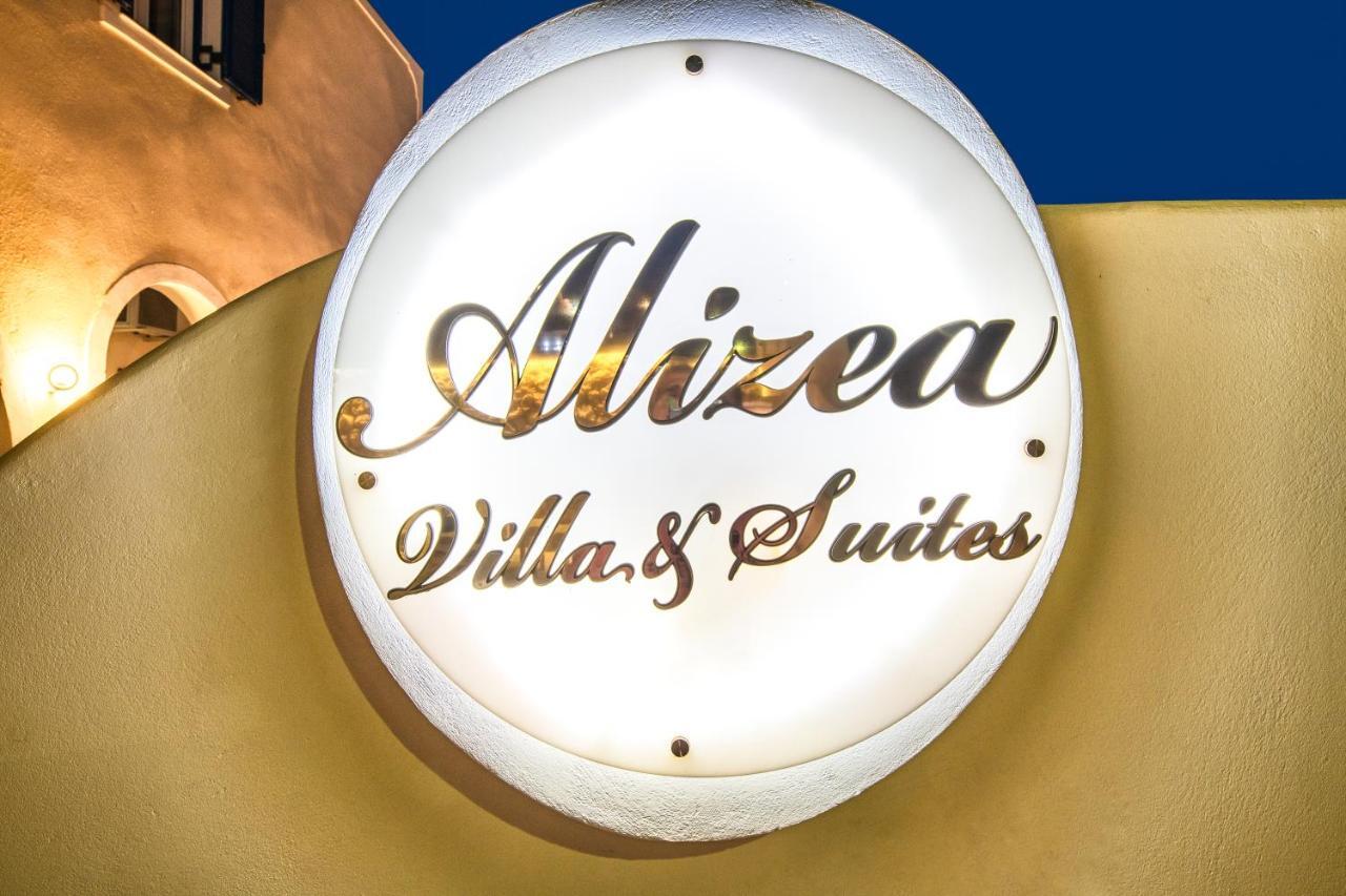 Alizea Villas & Suites Fira  Exterior photo